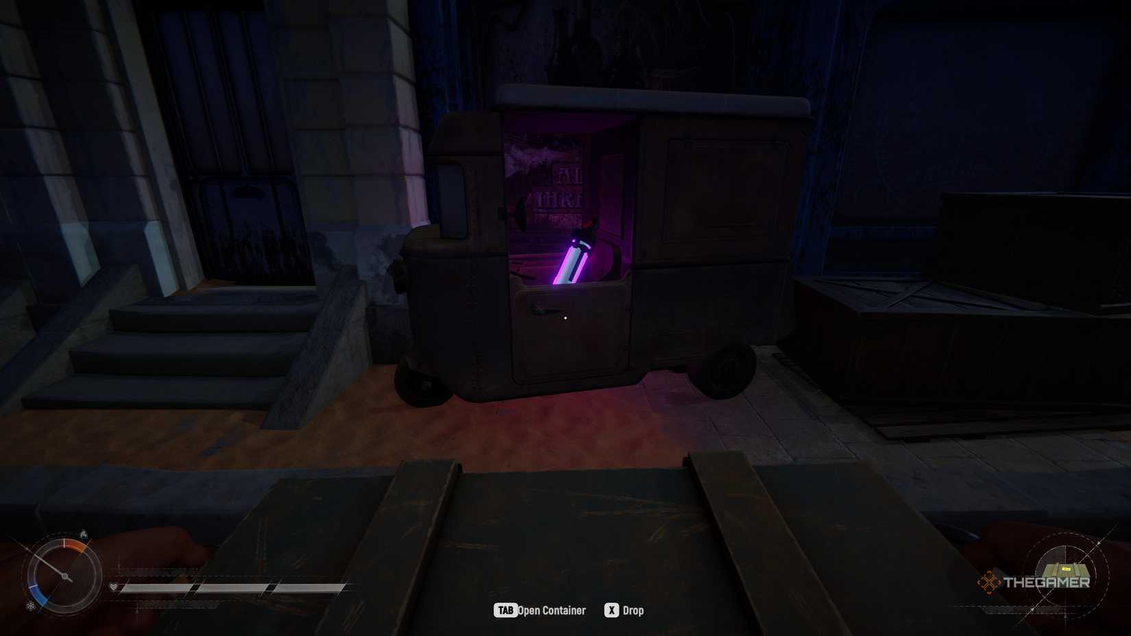 A player who cultivates an energy rod in the sand: Sophie's Invader.
