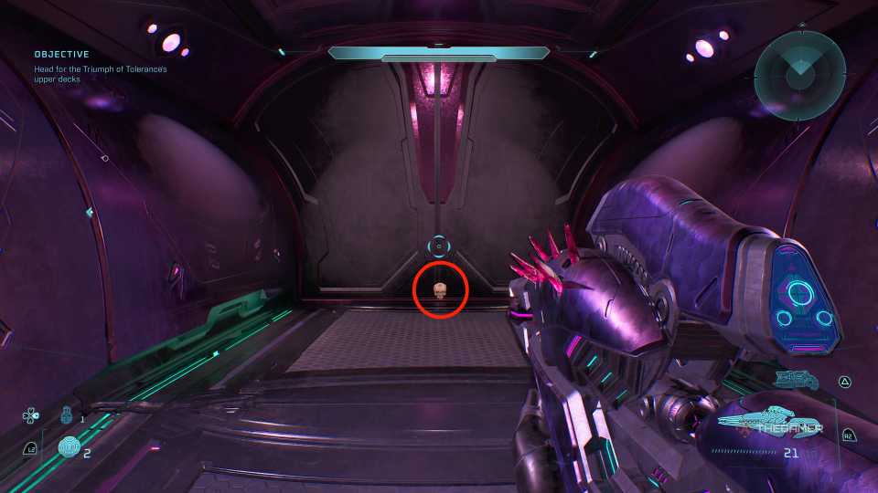 A skull sitting on the floor against a wall in Halo Campaign Evolved.