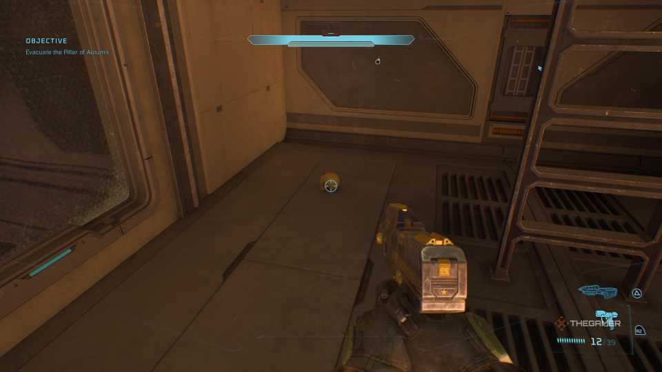 Gun pointing at a skull in Halo Campaign Evolved.