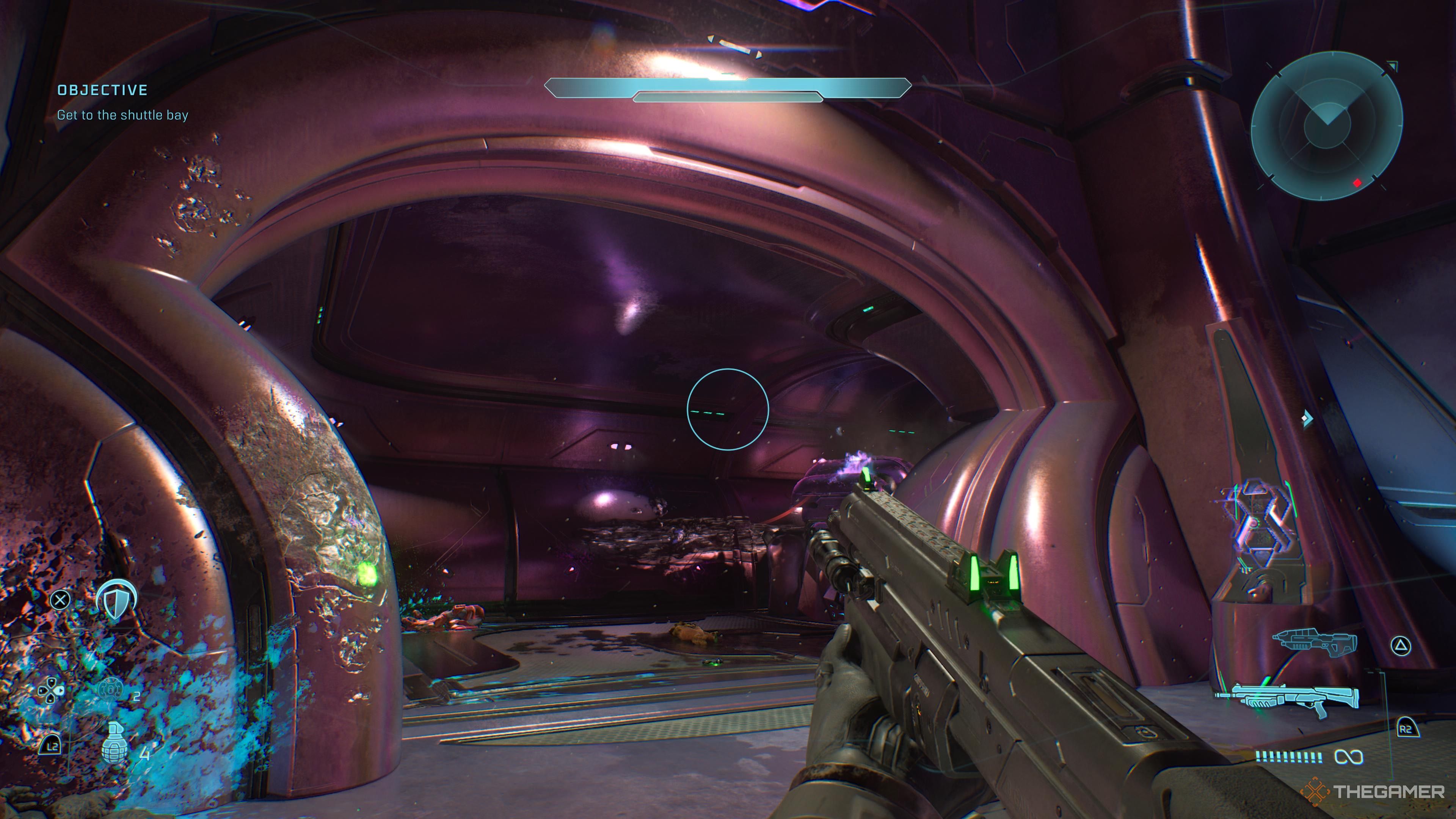 A doorway with wreckage and debris inside in Halo Campaign Evolved.