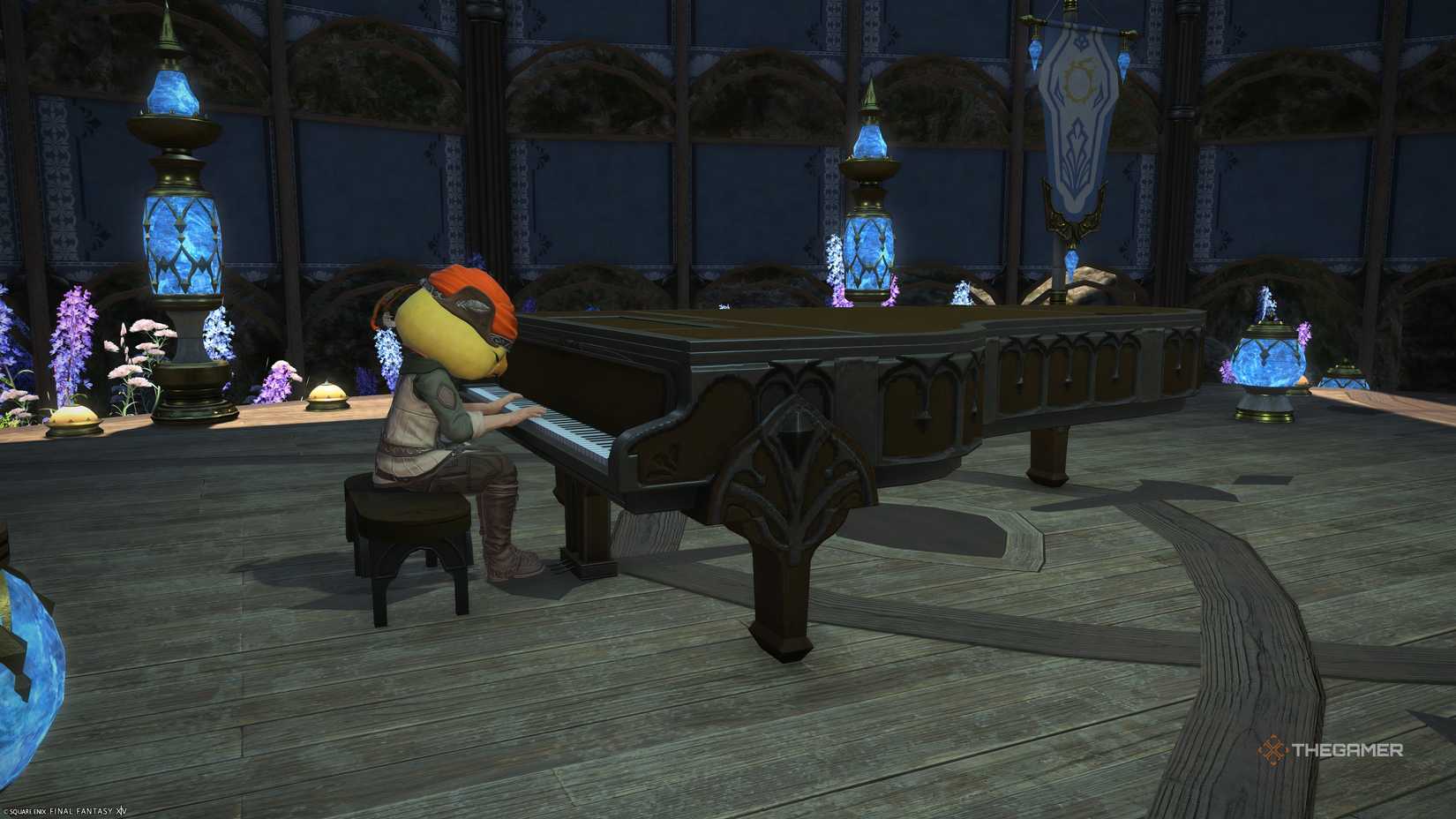 A chocobo-headed character playing a piano in Gridania in Final Fantasy 14.
