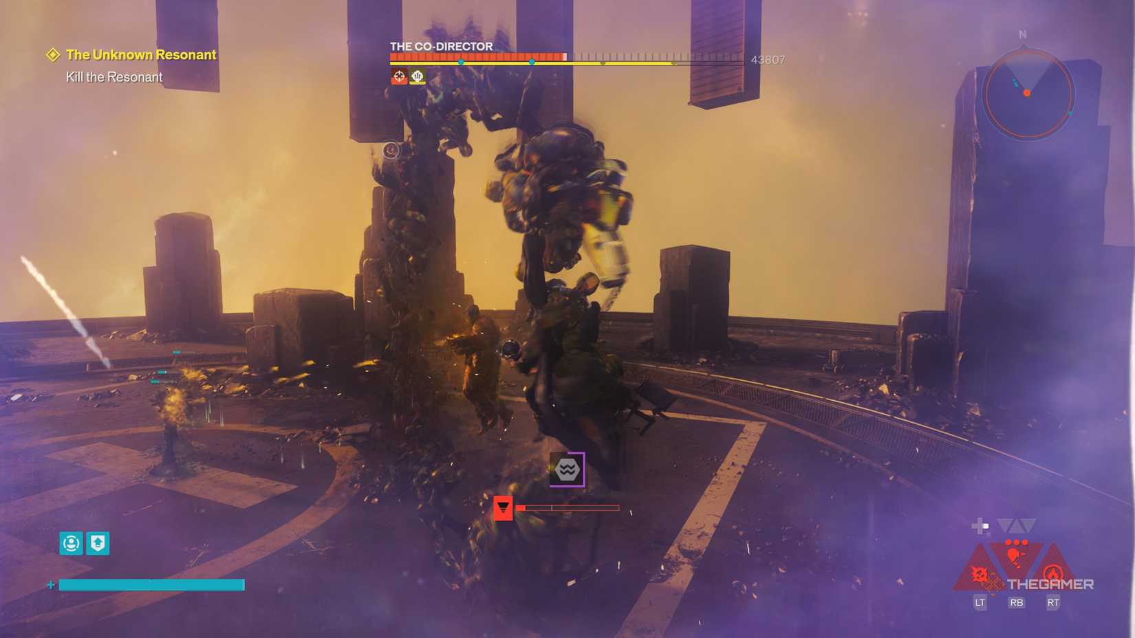 A player beating The Co-Director boss in Control Resonant.