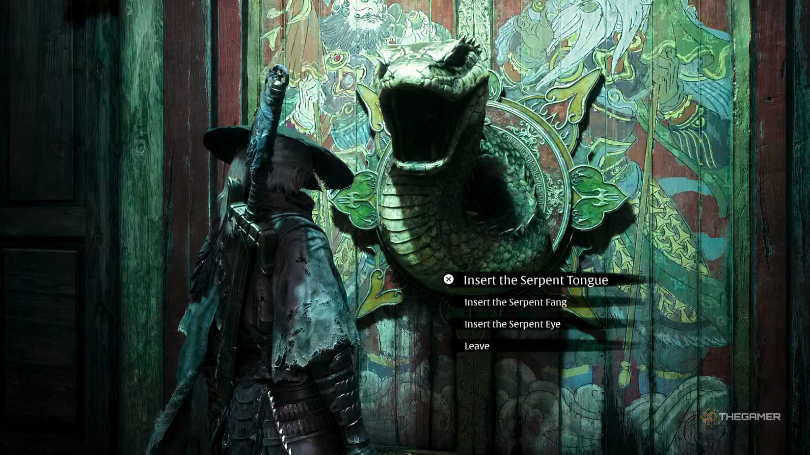 Soul davanti alla Serpent Door, pronto a inserire le tre chiavi